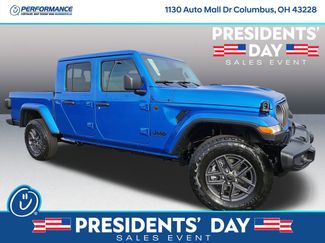 New 2026 Jeep Gladiator Sport video 1