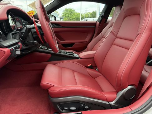Used 2023 Porsche 911 Carrera GTS RWD image 16