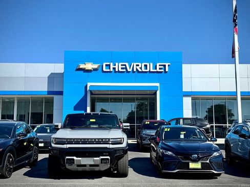 Used 2024 RAM 2500 Big Horn AWD/4WD image 43