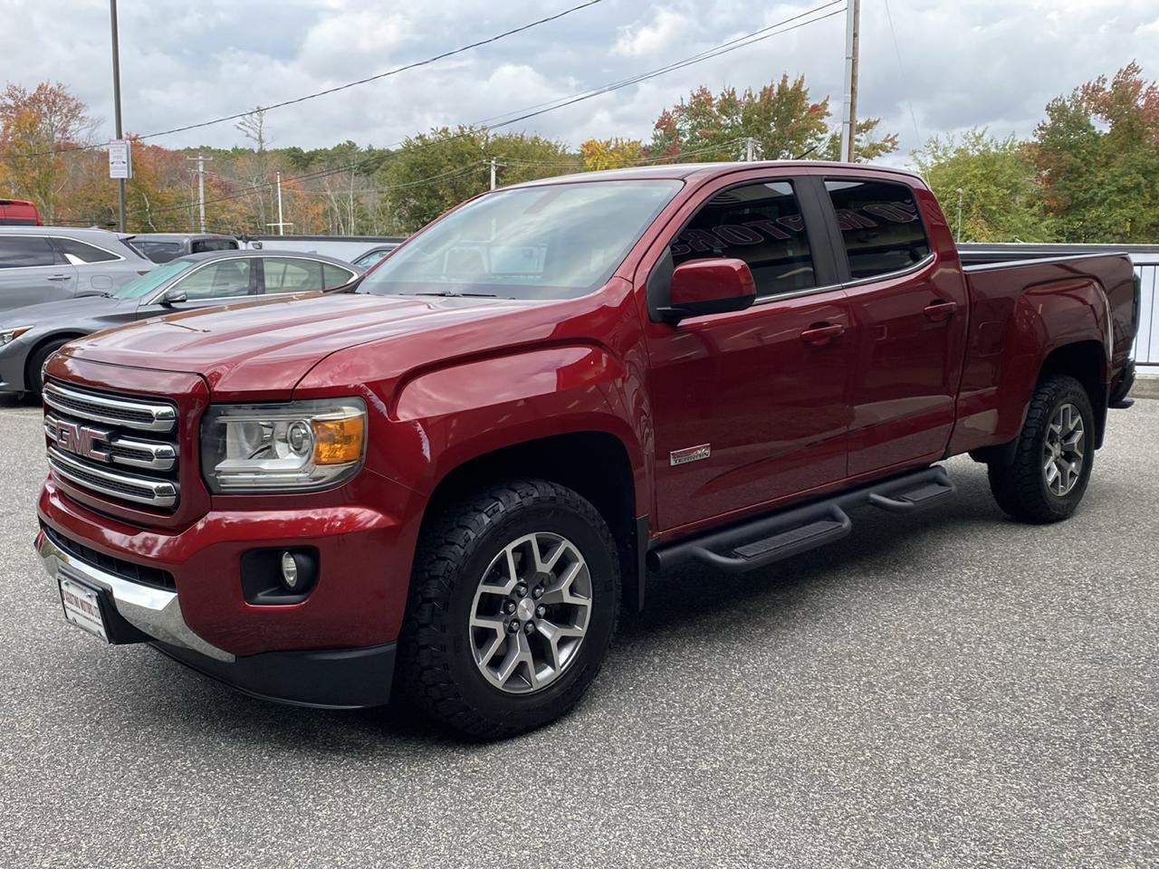 Used 2017 GMC Canyon SLE w/ All Terrain X Package AWD/4WD image 4