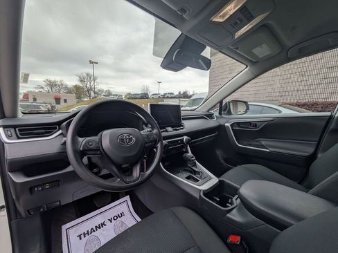 Used 2025 Toyota RAV4 LE FWD image 14