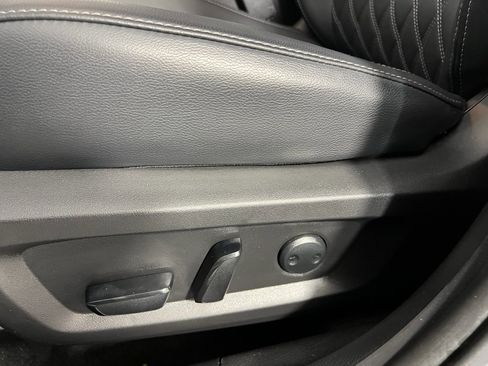 Used 2024 Mitsubishi Outlander SEL image 24