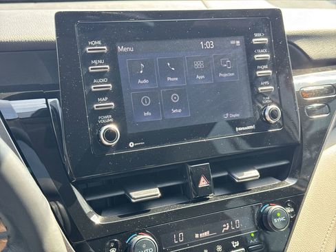 Used 2024 Toyota Camry SE image 24