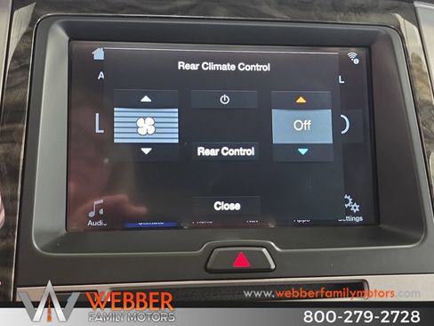 Used 2016 Ford Expedition Limited w/ Equipment Group 301A AWD/4WD image 24