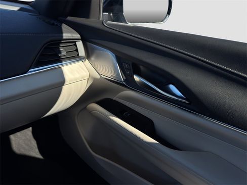 Used 2022 Cadillac CT4 Premium Luxury image 25