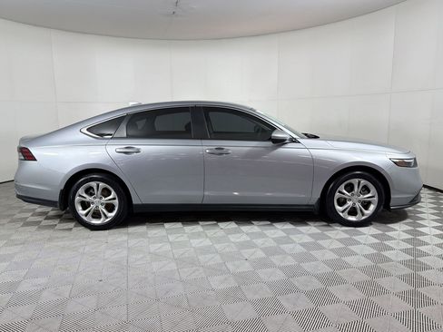Certified 2023 Honda Accord LX image 8