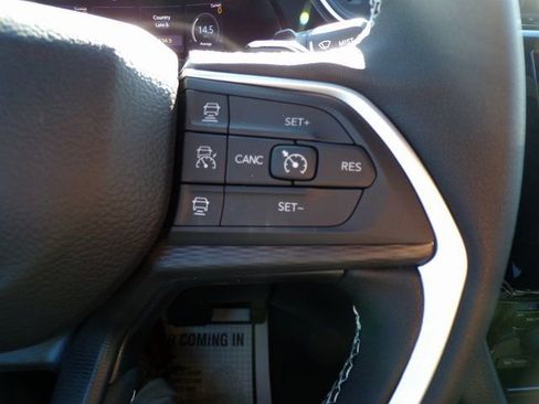 New 2025 Jeep Grand Cherokee Laredo X w/ Luxury Tech Group I image 20