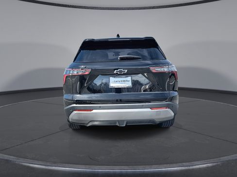 New 2026 Chevrolet Equinox LT w/ Convenience Package II image 13