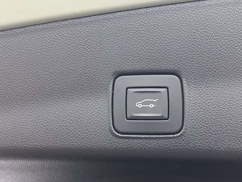 Used 2024 Chevrolet TrailBlazer ACTIV w/ Convenience Package AWD/4WD image 26