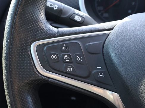 Used 2023 Chevrolet Malibu LT FWD image 17