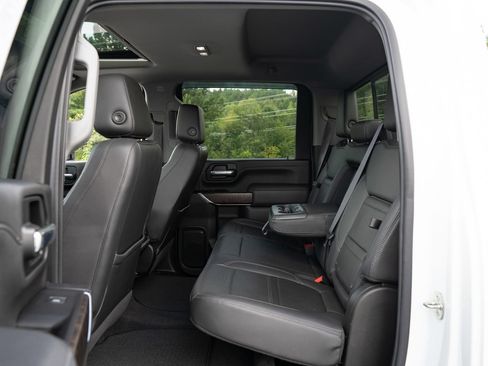 Used 2020 GMC Sierra 2500 Denali w/ Denali Ultimate Package AWD/4WD image 19