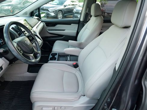 Used 2023 Honda Odyssey Touring image 23