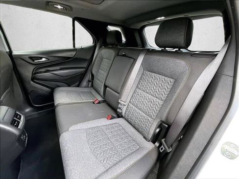 Used 2023 Chevrolet Equinox LT FWD image 28