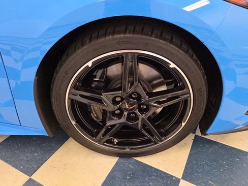 Used 2024 Chevrolet Corvette Stingray Preferred Cpe w/ Z51 Performance Package RWD image 9