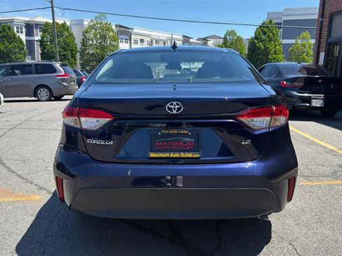 Used 2024 Toyota Corolla LE FWD image 8
