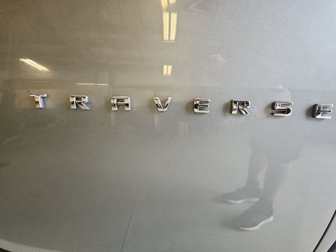 Certified 2023 Chevrolet Traverse LT w/ LT Premium Package AWD/4WD image 34