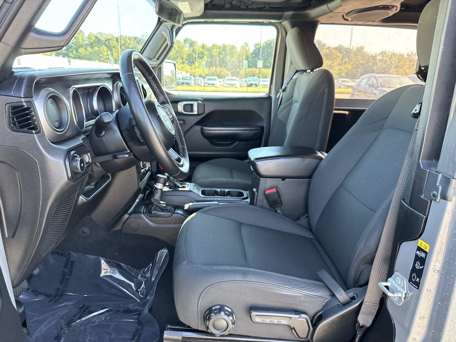 Used 2021 Jeep Wrangler Sport AWD/4WD image 27