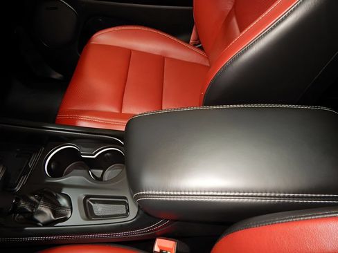 Used 2021 Dodge Durango SRT Hellcat w/ Technology Group AWD/4WD image 16
