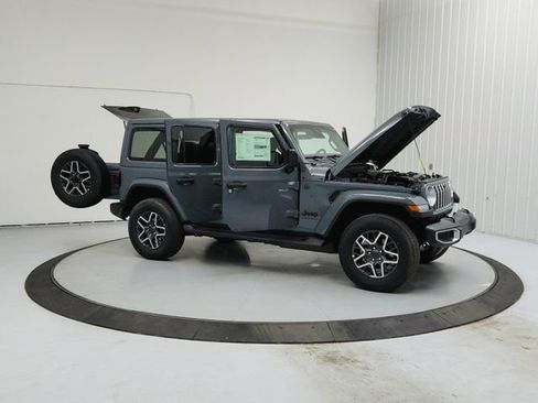 New 2026 Jeep Wrangler Sahara image 9