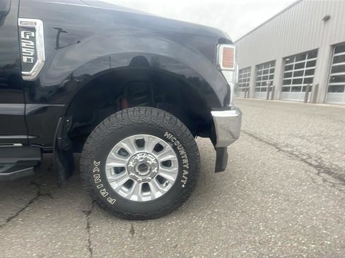 Used 2022 Ford F250 XL w/ STX Appearance Package image 22