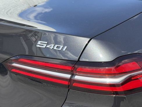 Used 2025 BMW 540i xDrive image 26