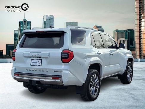 Used 2025 Toyota 4Runner Limited image 6