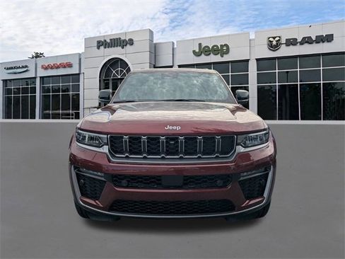 New 2026 Jeep Grand Cherokee Limited image 9