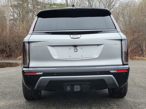 New 2026 Cadillac Vistiq Sport w/ LPO, Floor Liner Package image 6