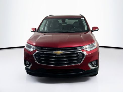 Used 2019 Chevrolet Traverse LT w/ LT Premium Package AWD/4WD image 2