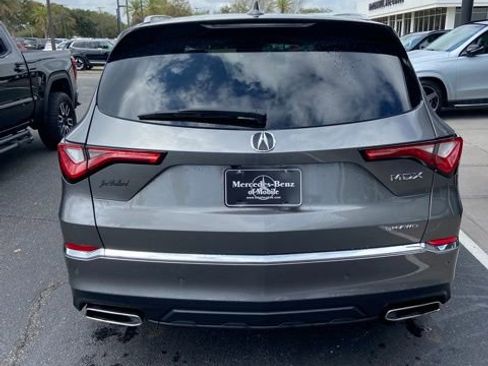 Used 2023 Acura MDX SH-AWD w/ Advance Package image 3