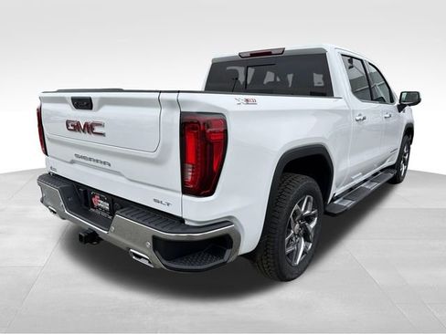 New 2026 GMC Sierra 1500 SLT AWD/4WD image 7