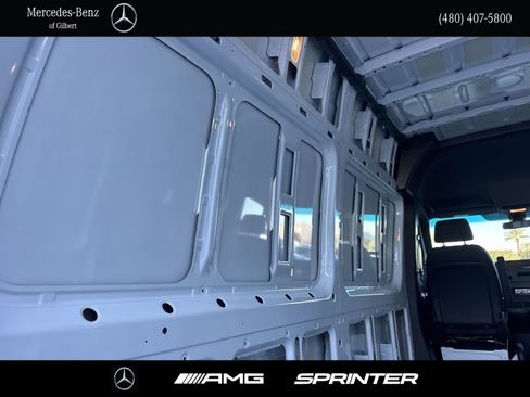 New 2025 Mercedes-Benz Sprinter 2500 image 9