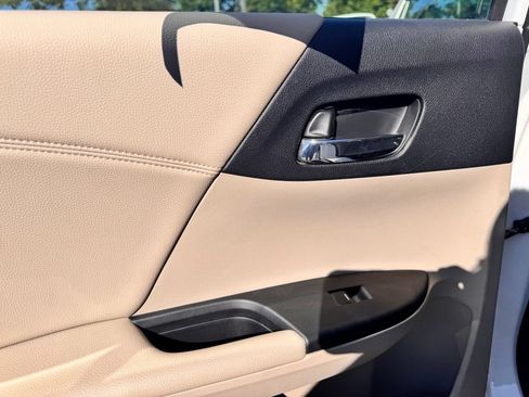 Used 2014 Honda Accord EX-L image 24