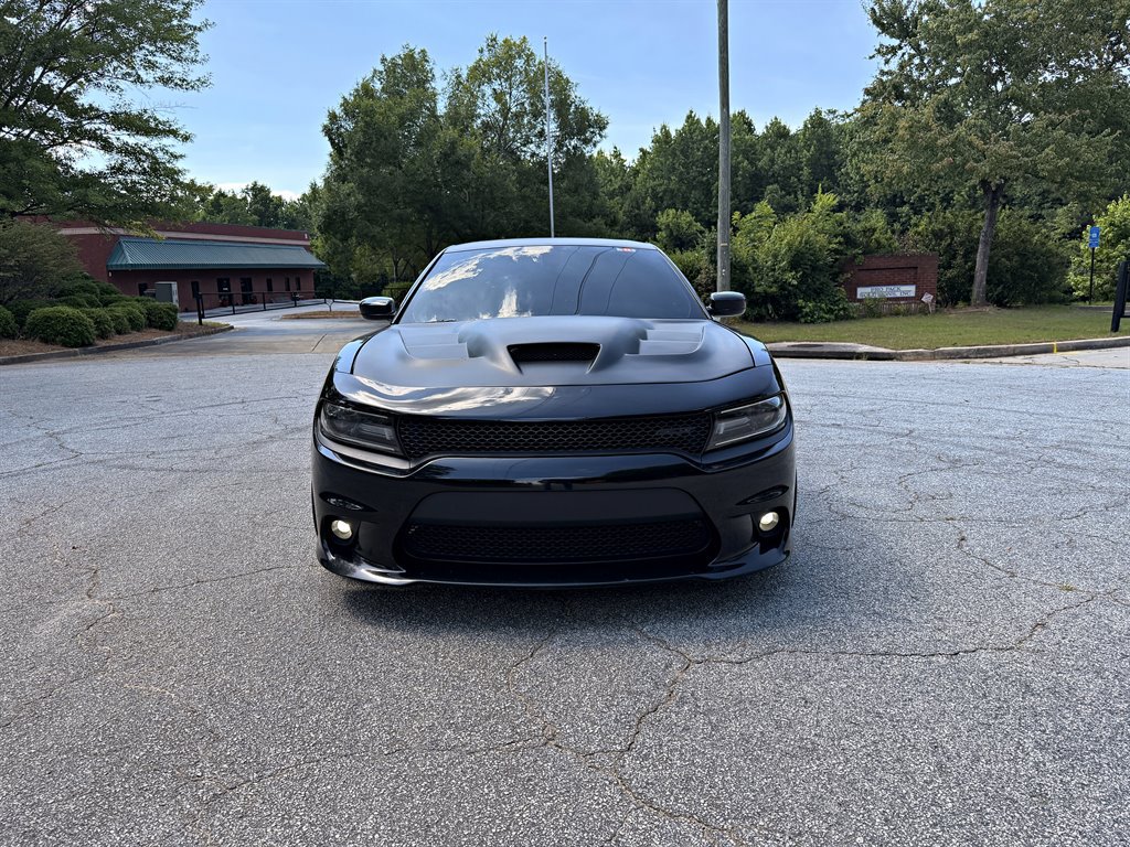 Used 2017 Dodge Charger R/T RWD image 2