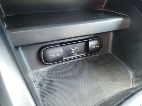 Used 2020 Kia Soul LX FWD image 34