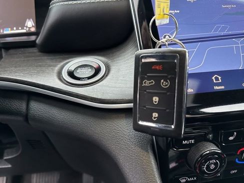 Used 2022 Jeep Grand Cherokee L Limited image 42