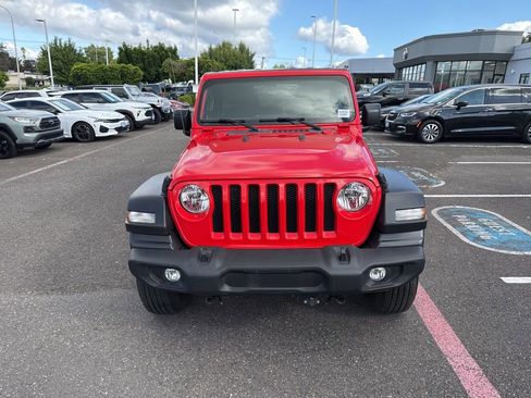 Used 2021 Jeep Wrangler Unlimited Sport AWD/4WD image 2