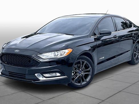 Used 2018 Ford Fusion SE w/ Equipment Group 601A image 1
