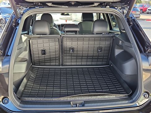 New 2026 Volkswagen Tiguan SE R-Line image 6