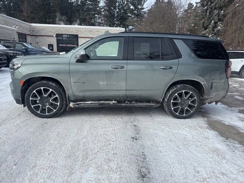 Used 2023 Chevrolet Tahoe RST image 2