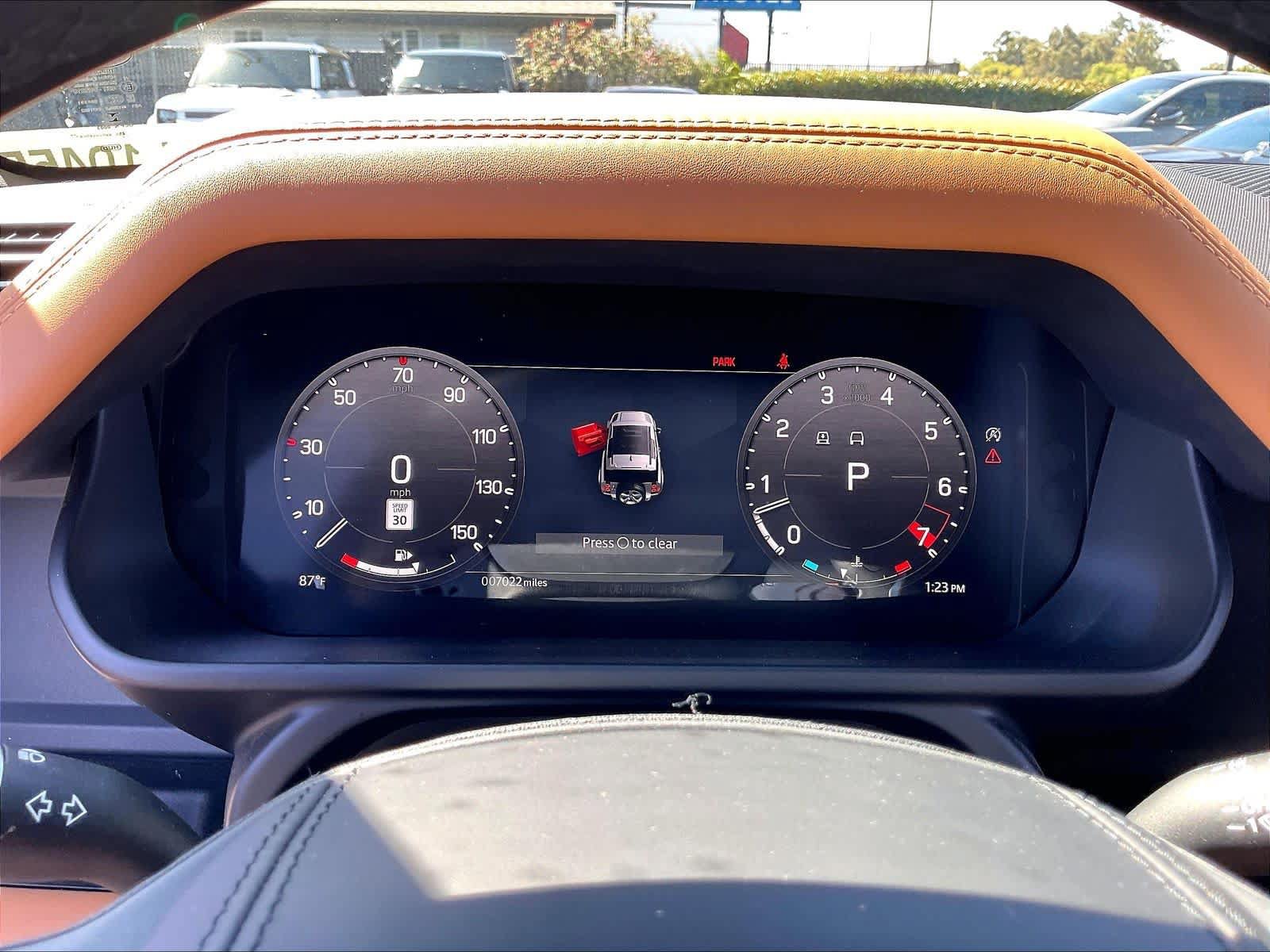 Used 2023 Land Rover Defender 90 X AWD/4WD image 22