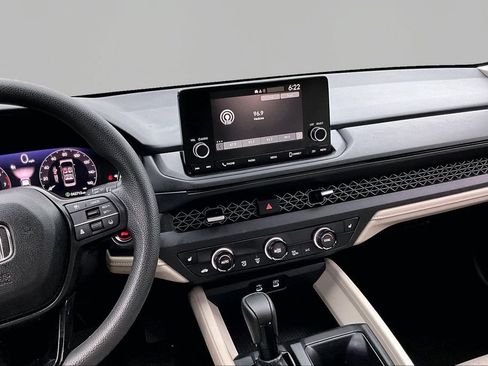Used 2024 Honda Accord EX image 10
