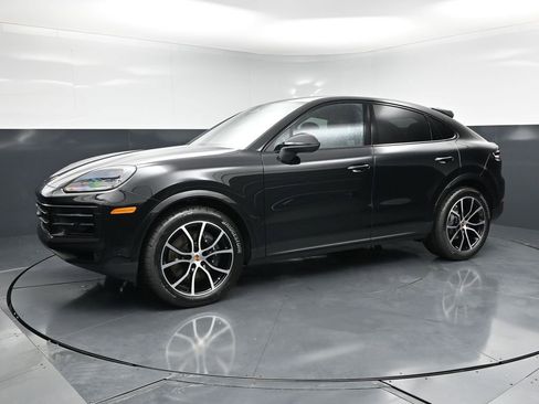 New 2026 Porsche Cayenne Coupe AWD/4WD image 1