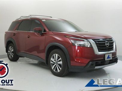 Used 2024 Nissan Pathfinder SL
