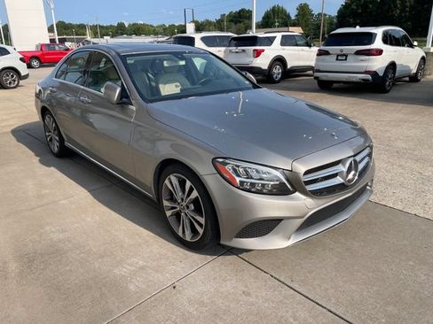 Used 2019 Mercedes-Benz C 300 Sedan image 5