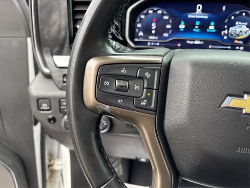 Used 2024 Chevrolet Silverado 2500 High Country w/ Technology Package AWD/4WD image 27