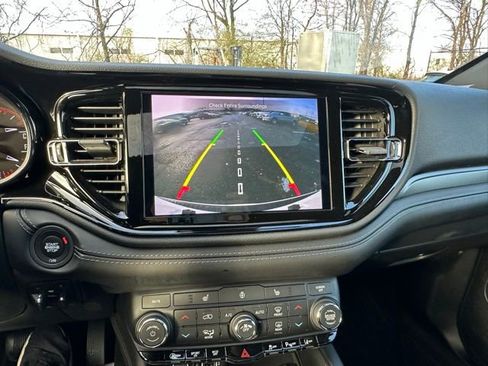 Used 2022 Dodge Durango GT image 32