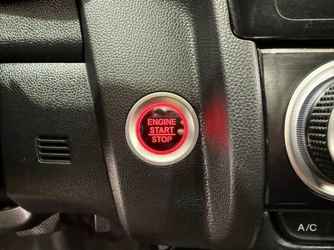 Used 2019 Honda Fit EX image 38