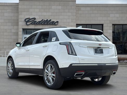 New 2026 Cadillac XT5 Sportv w/ LPO, Floor Liner Package image 4