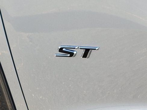 New 2026 Buick Enclave Sport Touring w/ Power Package image 12